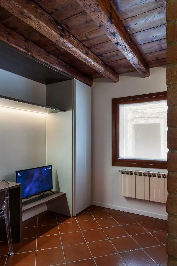 Apartman Antico Caminetto Alla Biennale Velence